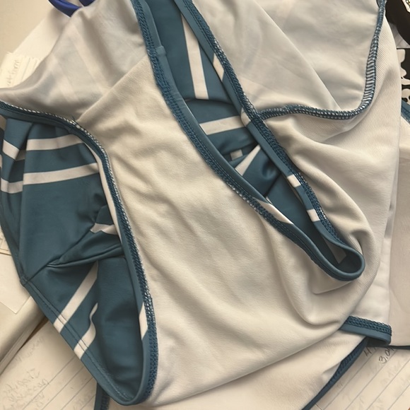 Stunning teal and white one piece - Picture 6 of 6